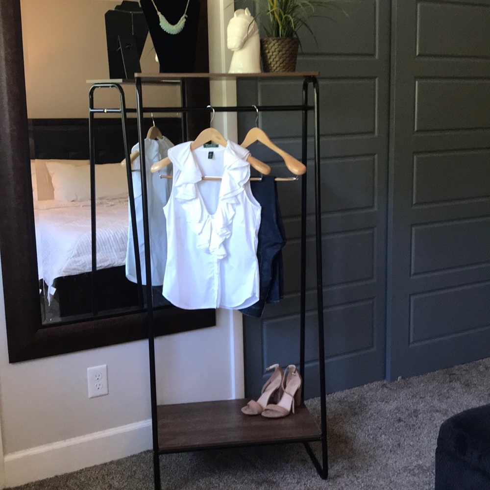 Ralph Lauren button ruffle sleeveless top Sz 4